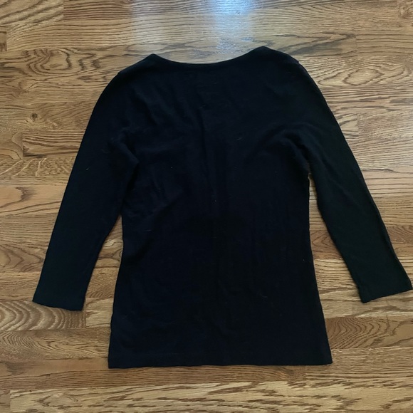 2-Old Navy Long Sleeve Tees, Size M - Picture 7 of 9